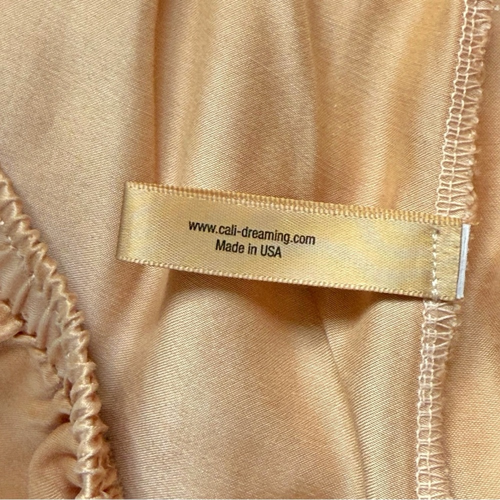 CALI BY CALI DREAMING FAWN TAN ELASTIC WAISTBAND TYLER WIDE LEG PANTS - Picture 8 of 8